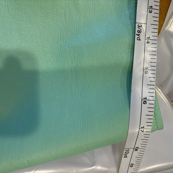 Tuckernuck Womens Meg Mini Skirt XL Mint Chip Faux Leather Classic Resort Cruise - Picture 4 of 9